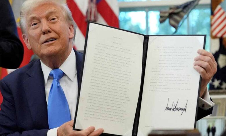 ट्रंप की नई H-1B वीजा नीति पर बवाल, भारतीय रिसर्चर के समर्थन में कोर्ट पहुंचे संगठन