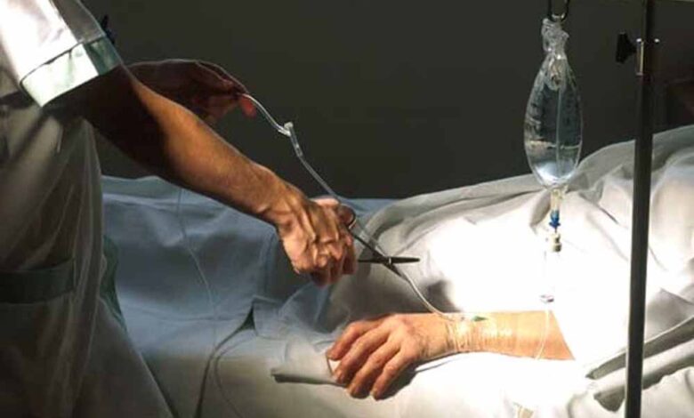 इच्छामृत्यु पर जनता की साफ ‘ना’! 53% वोटरों ने किया कानून खारिज