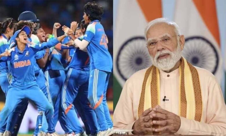 विश्व विजेता बनी भारतीय टीम की पीएम मोदी से मुलाकात, दक्षिण अफ्रीका को हराया फाइनल में