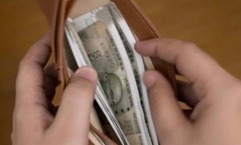 पर्स में रखें ‘लक्ष्मी नोट’, बढ़ेगा धन प्रवाह – Khabar Jagat