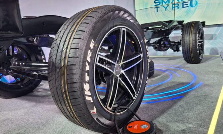 JK Tyre ने लॉन्च किया सेंसर वाला स्मार्ट टायर, प्रेशर से लेकर पंचर तक हर चीज पर नजर