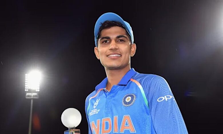 शुभमन गिल ने टीम इंडिया से किया अलगाव, गुवाहाटी से अचानक मुंबई पहुंचे—कारण सामने आया