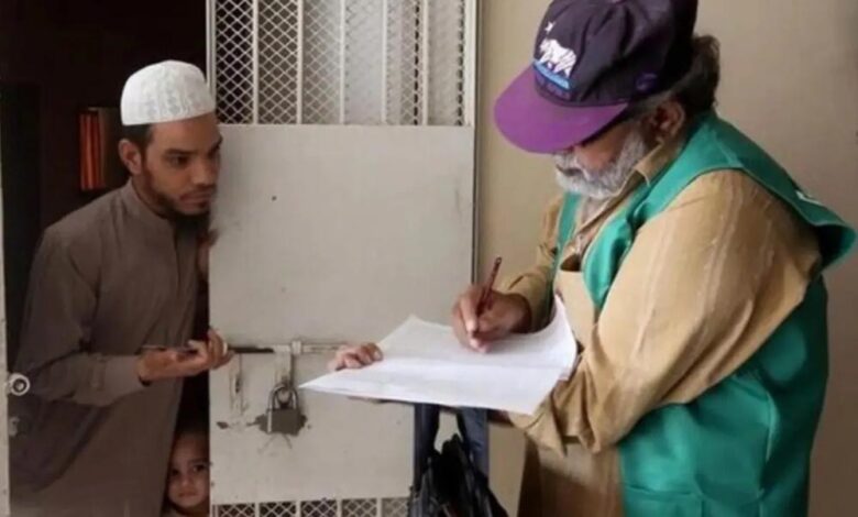 पाकिस्तान की बढ़ती आबादी को लेकर खतरे की चेतावनी, खुद ही अपने बोझ से हो सकता है दबाव में