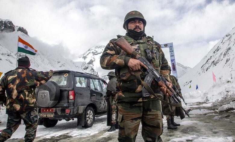 कुपवाड़ा में आतंकियों की घुसपैठ नाकाम, सेना की जवाबी कार्रवाई में दो ढेर