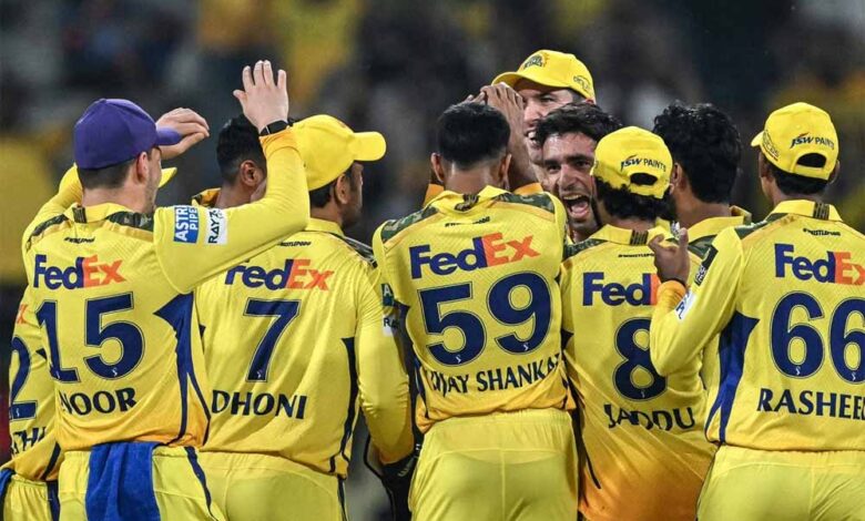 CSK के पास ऑक्शन में होंगे 30 करोड़! कई दिग्गज खिलाड़ियों पर चल सकती है गाज
