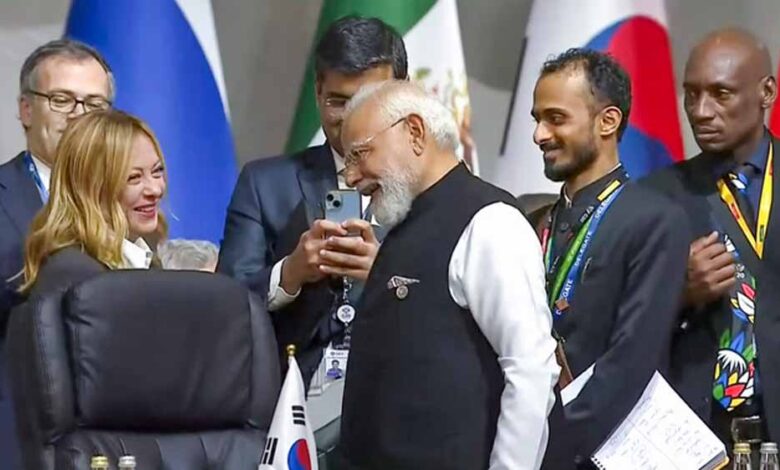 G-20 में मोदी की नई डिप्लोमेसी: लूला को गले लगाया, मेलोनी संग दिखी खास बॉन्डिंग