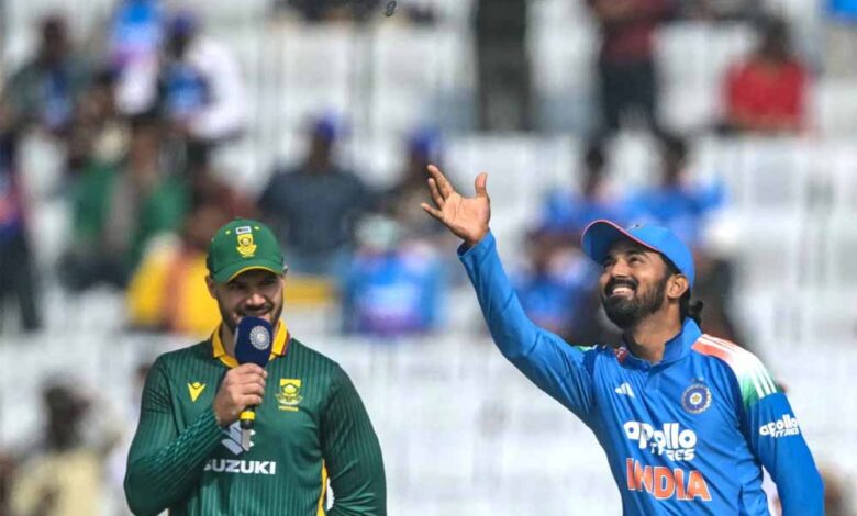 अफ्रीका ने पहले वनडे में जीता टॉस, पहले गेंदबाजी करने का किया फैसला