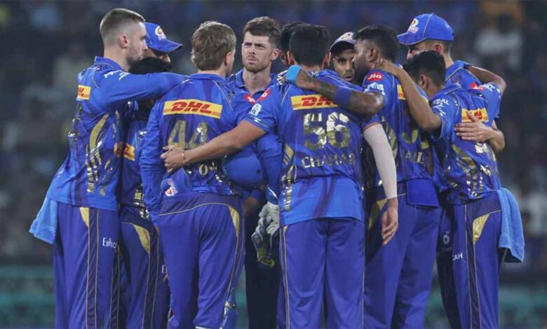 मुंबई इंडियंस में बड़ी सर्जरी! ये खिलाड़ी हुए टीम से बाहर, IPL 2026 में दिखेगा नया स्ट्रक्चर