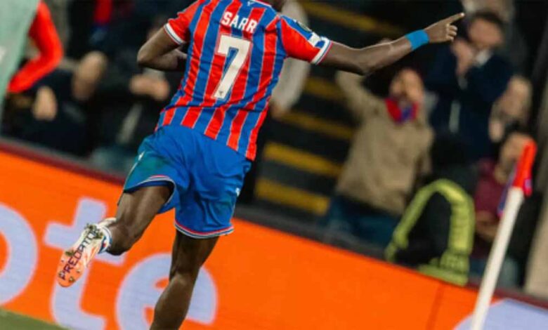 यूईएफए कॉन्फ्रेंस लीग में क्रिस्टल की धमाकेदार जीत, इस्माइला सार चमके हीरो बनकर