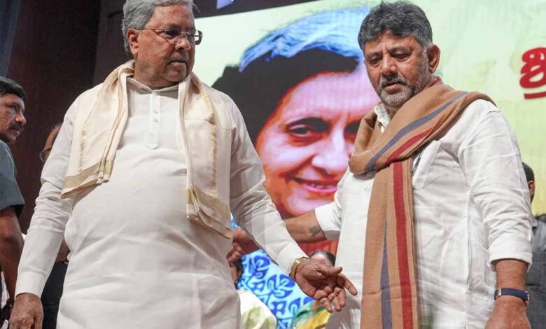 कर्नाटक में बदलाव के संकेत! सिद्धारमैया गुट बोला—DK मुख्यमंत्री बने तो स्वीकार करेंगे