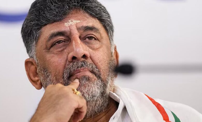 नेशनल हेराल्ड केस में दिल्ली पुलिस ने डी.के. शिवकुमार को भेजा नोटिस, मांगी ट्रांजैक्शन डिटेल्स