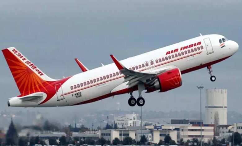 इंडिगो संकट के बीच एयर इंडिया और एयर इंडिया एक्सप्रेस का बड़ा फैसला, नॉन-स्टॉप घरेलू उड़ानों पर फेयर कैप लागू