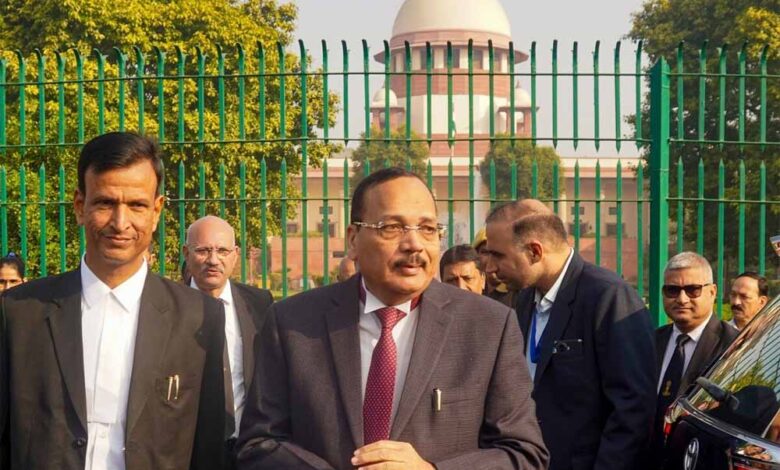 15 साल से लटका एसिड अटैक केस! CJI भड़के—कहा, न्याय में इतनी देरी क्यों?