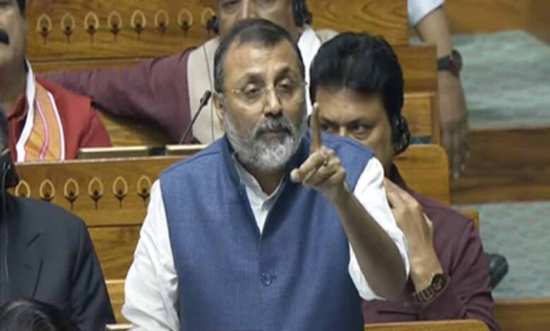 कांग्रेस ने संस्थानों पर कब्जा किया था — राहुल गांधी पर निशिकांत दुबे का करारा पलटवार