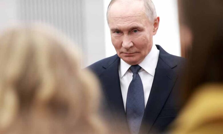 पुतिन की थाली तक पहुंचने से पहले हर निवाले की होती है जांच! जानिए क्या होता है उनके खाने में खास