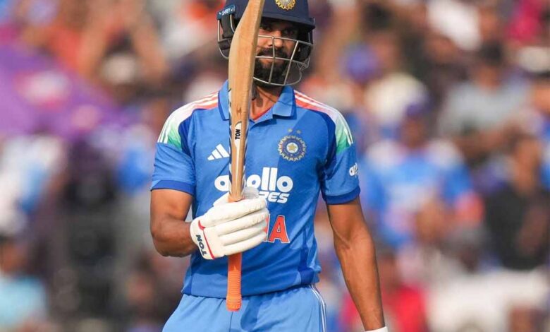 ऋतुराज गायकवाड़ का धमाका: पहला वनडे शतक, कोहली संग रचा यादगार रिकॉर्ड