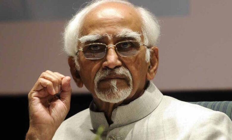 ‘भारतीय लुटेरा था गजनवी’, BJP ने कांग्रेस पर हमला बोला – Khabar Jagat