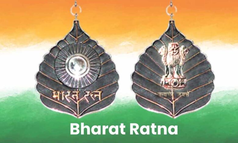 सावरकर को भारत रत्न की मांग पर गरमाई सियासत, विपक्षी नेताओं ने किया पलटवार