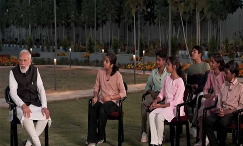 प्रधानमंत्री मोदी ने छात्रों को किया प्रेरित, कहा- सपनों को साकार करने की पूरी क्षमता है – Khabar Jagat