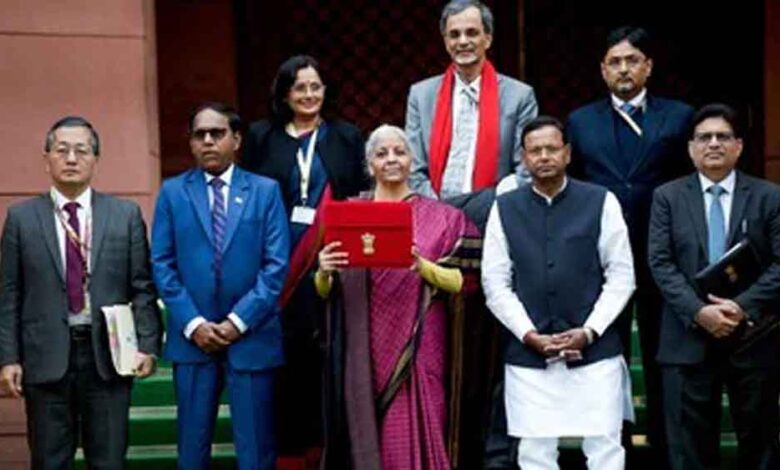 लगातार 9वीं बार बजट पेश, अब अगला रिकॉर्ड भी निशाने पर – Khabar Jagat