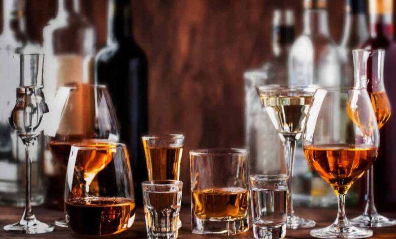 सऊदी अरब में छलकेगा जाम! क्राउन प्रिंस मोहम्मद बिन सलमान का बड़ा फरमान, खुली पहली शराब की दुकान