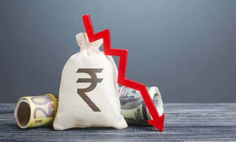 डॉलर के मुकाबले रुपया रिकॉर्ड गिरावट में, 92.5 तक पहुंचा – Khabar Jagat